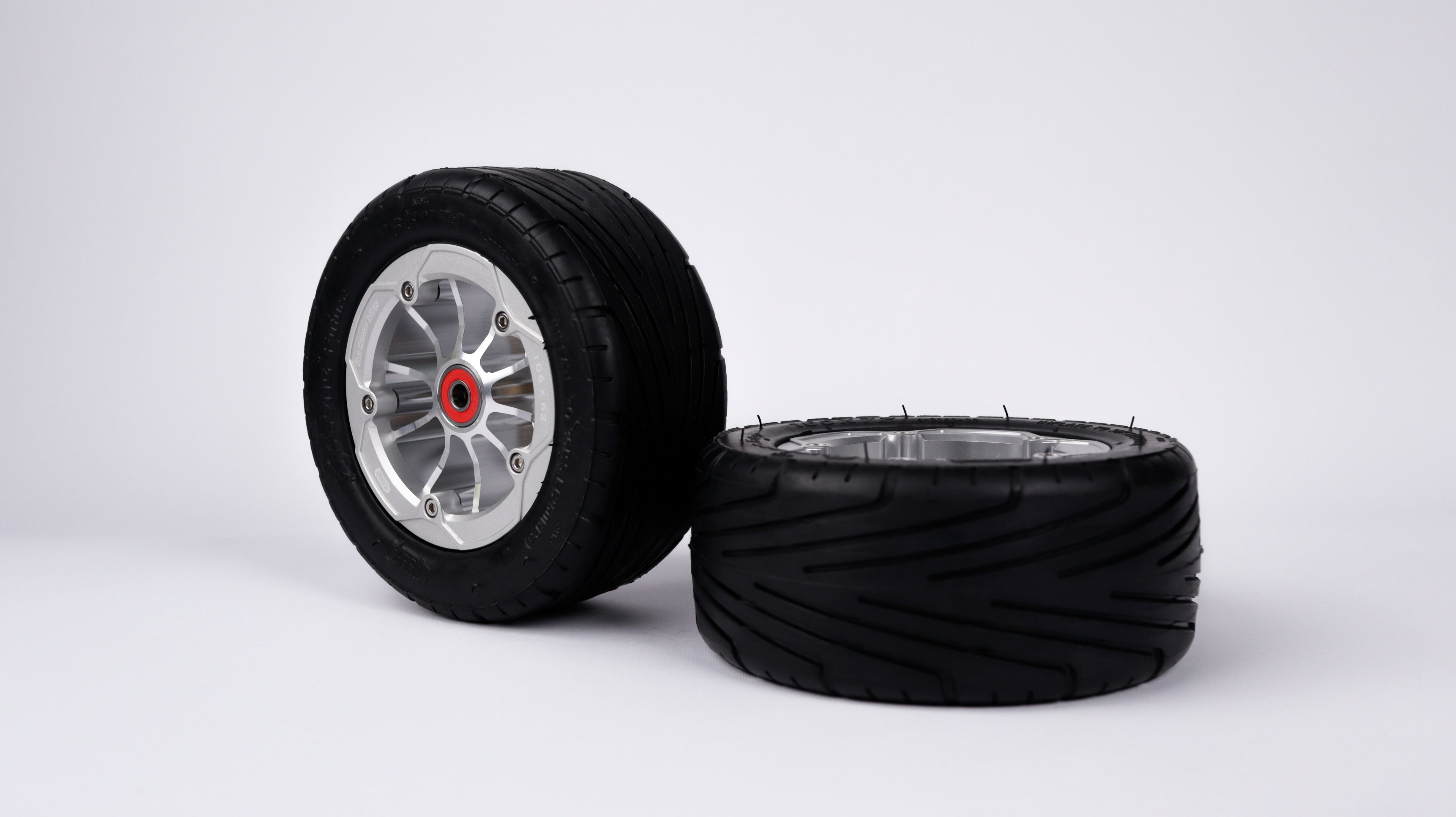 165 Cyclone Tubeless Tires