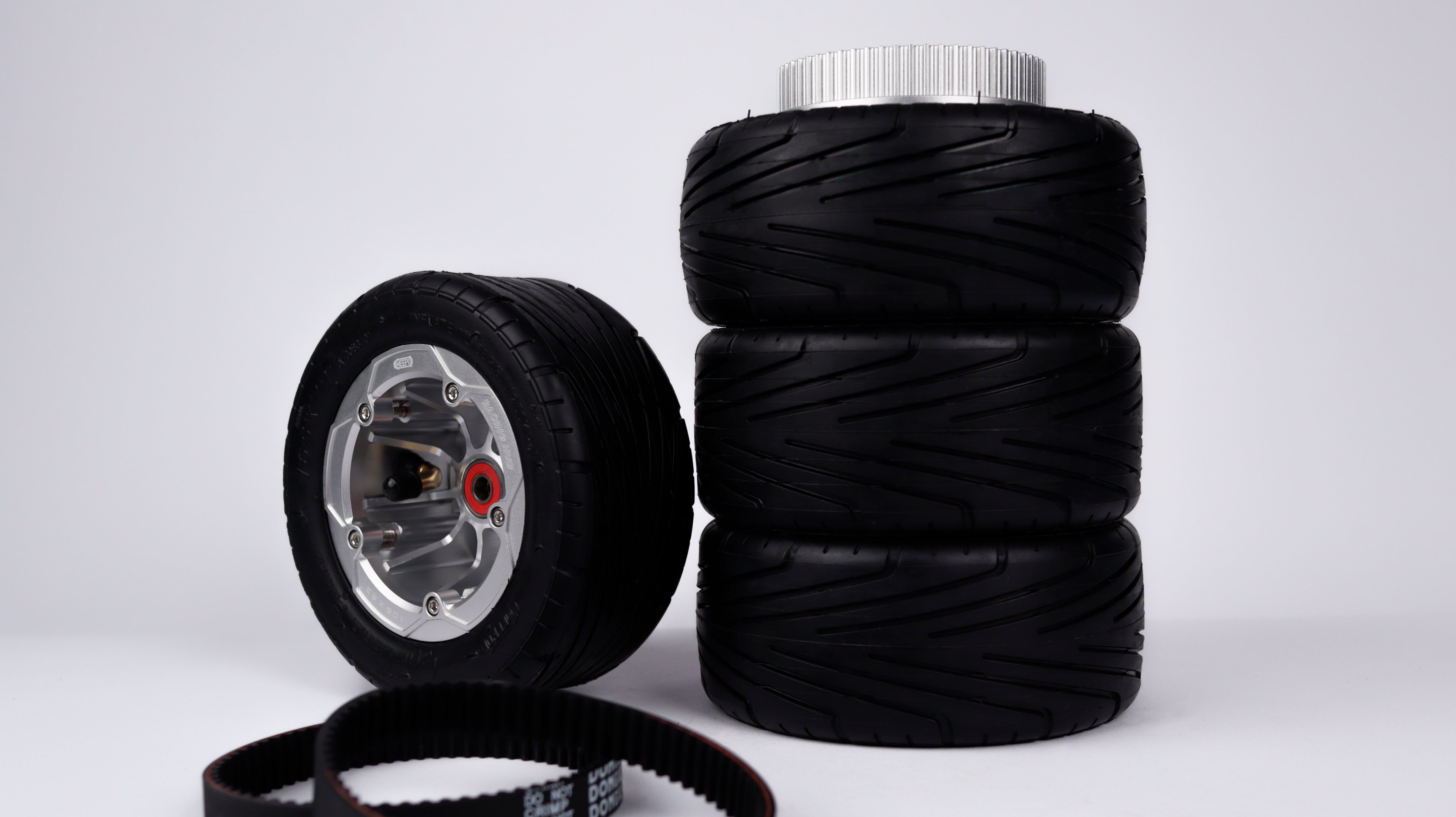 Pneus et jeux de pneus sans chambre à air Cyclone 165 | Améliorez votre vélo